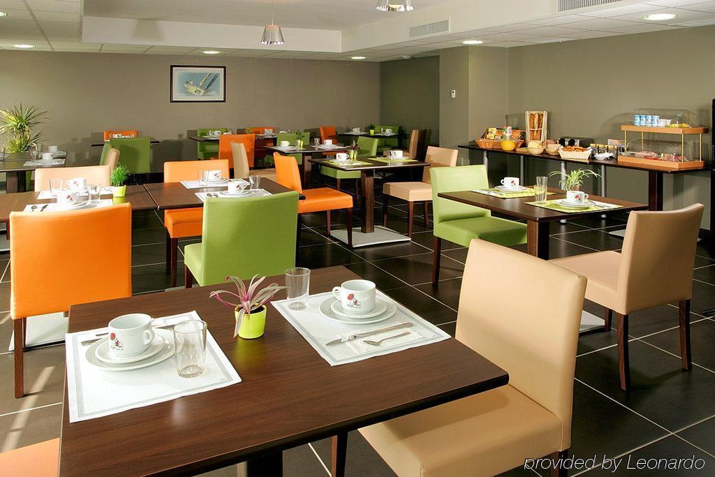 Appart'City Confort Niort Centre Aparthotel Restaurante foto